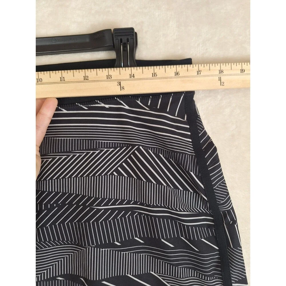 Nike Golf Dri-Fit Women's Large Black Geometric Print Tennis Skort Logo